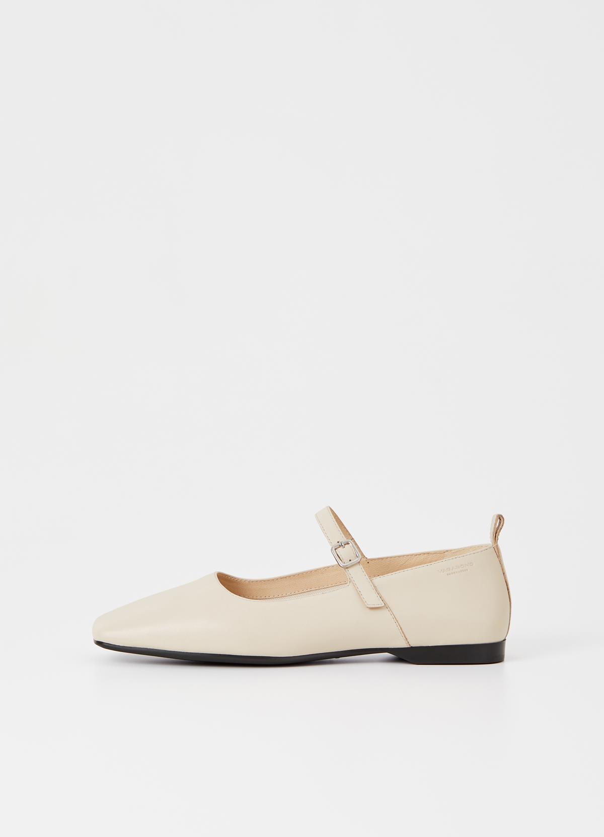 Vagabond - Delia | Shoes | Off-white | Woman