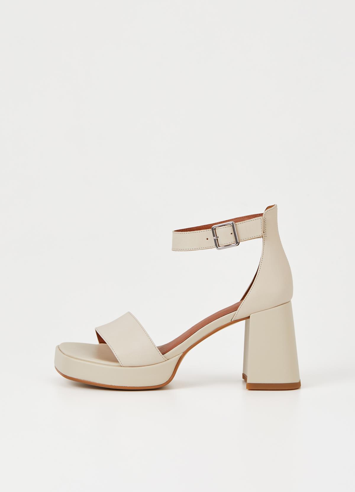 Vagabond - Fiona | Sandals | Off-white | Woman