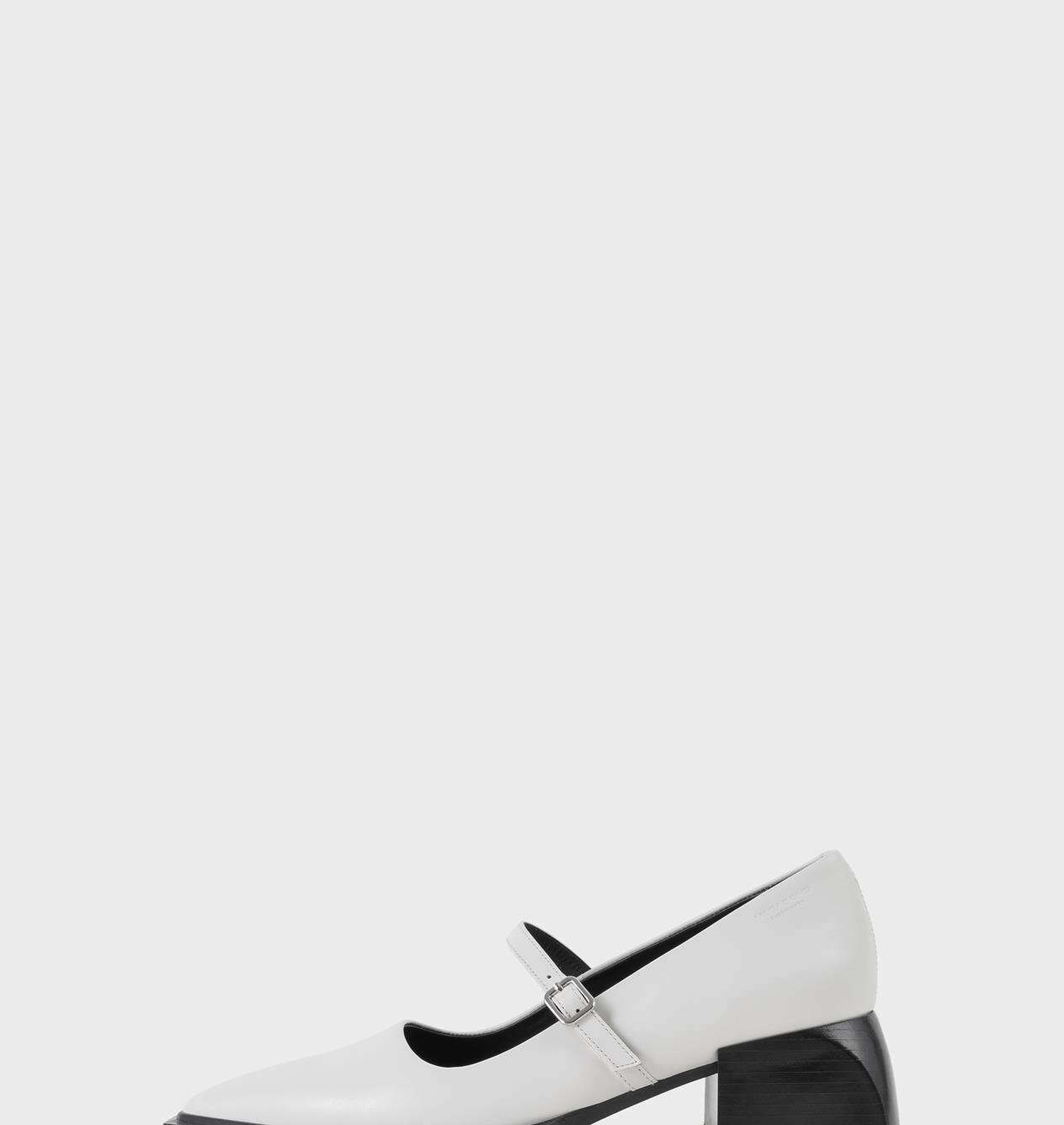 Vagabond Vivian Pumps White Woman