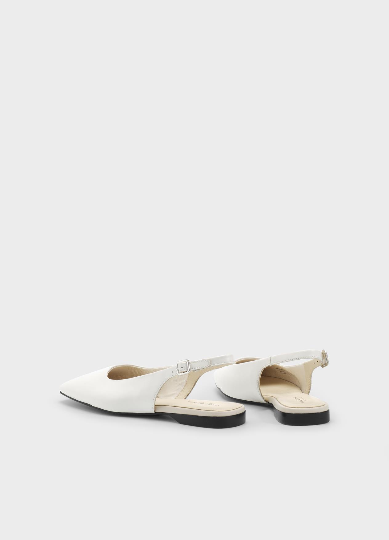 フラットシューズ Vagabond SS24 DELIA OFF WHITE COW LEATHER (VBS530720102) 5307-401-02.jpg