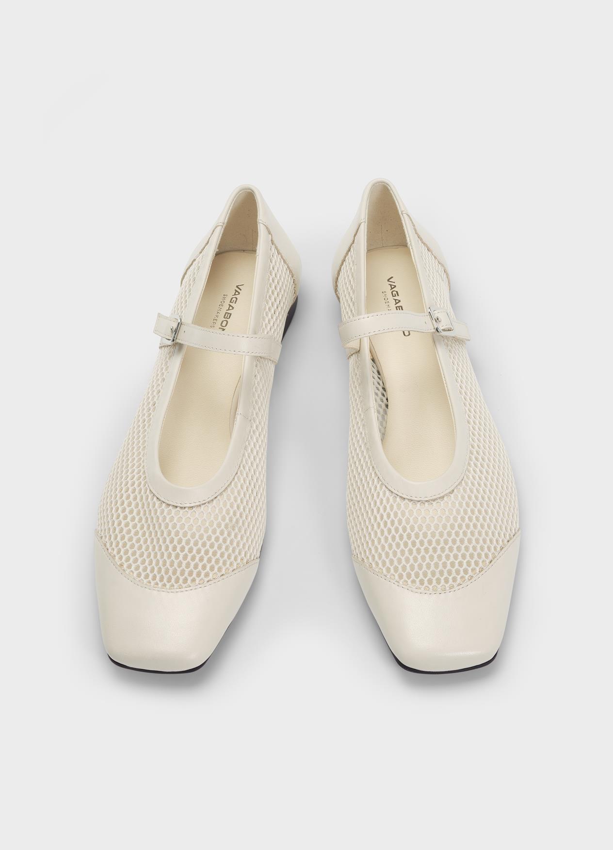 Delia | Ballet flats | Off-white | Woman | Vagabond