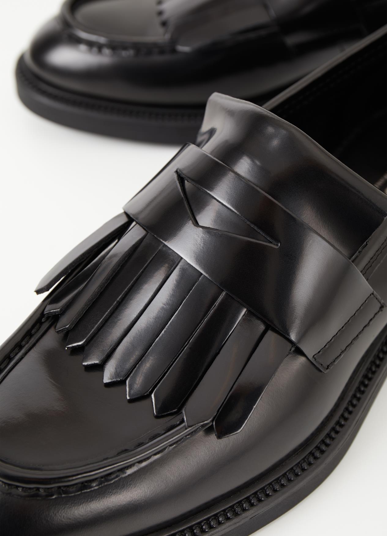 Alex m | Loafers | Black | Man | Vagabond