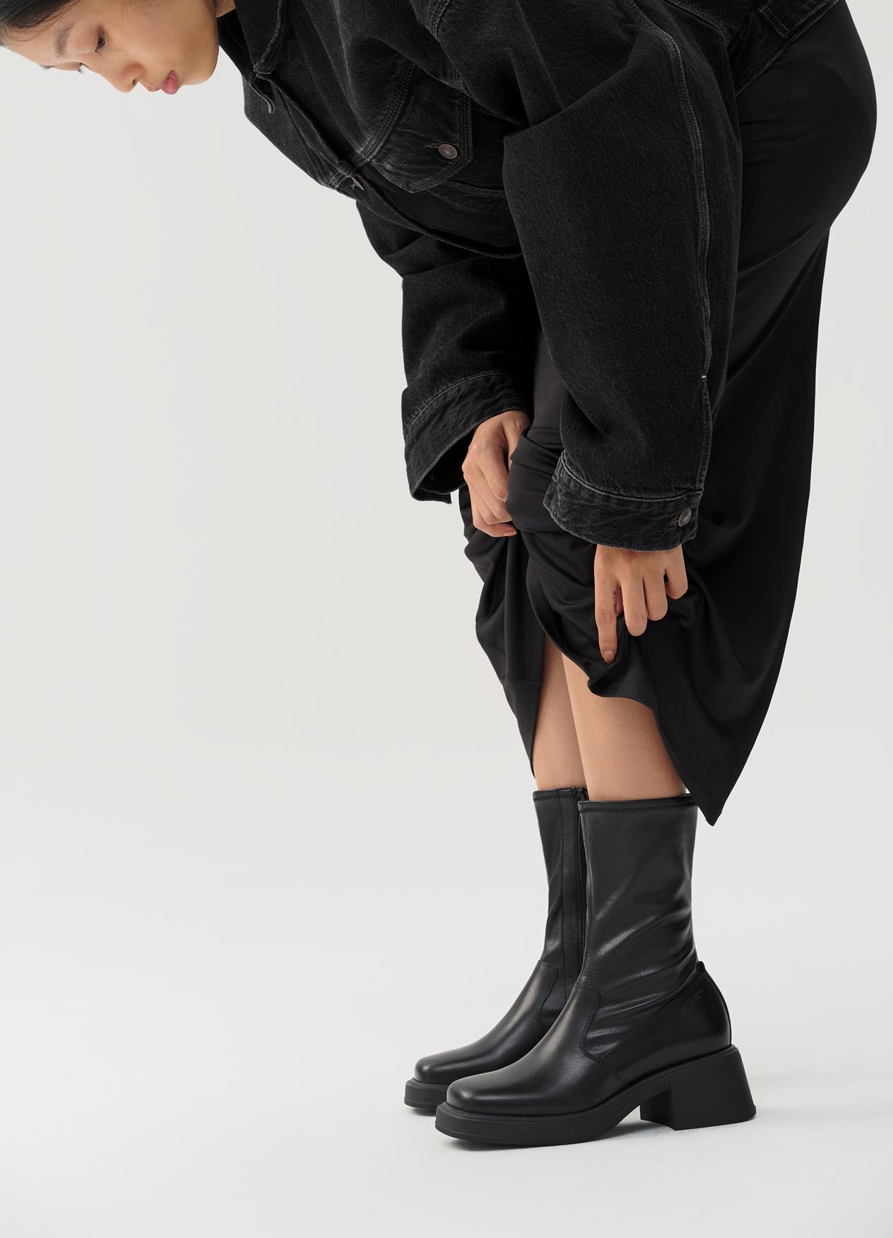 Dorah boots | Boots | Black | Leather/Comb | Woman | Vagabond