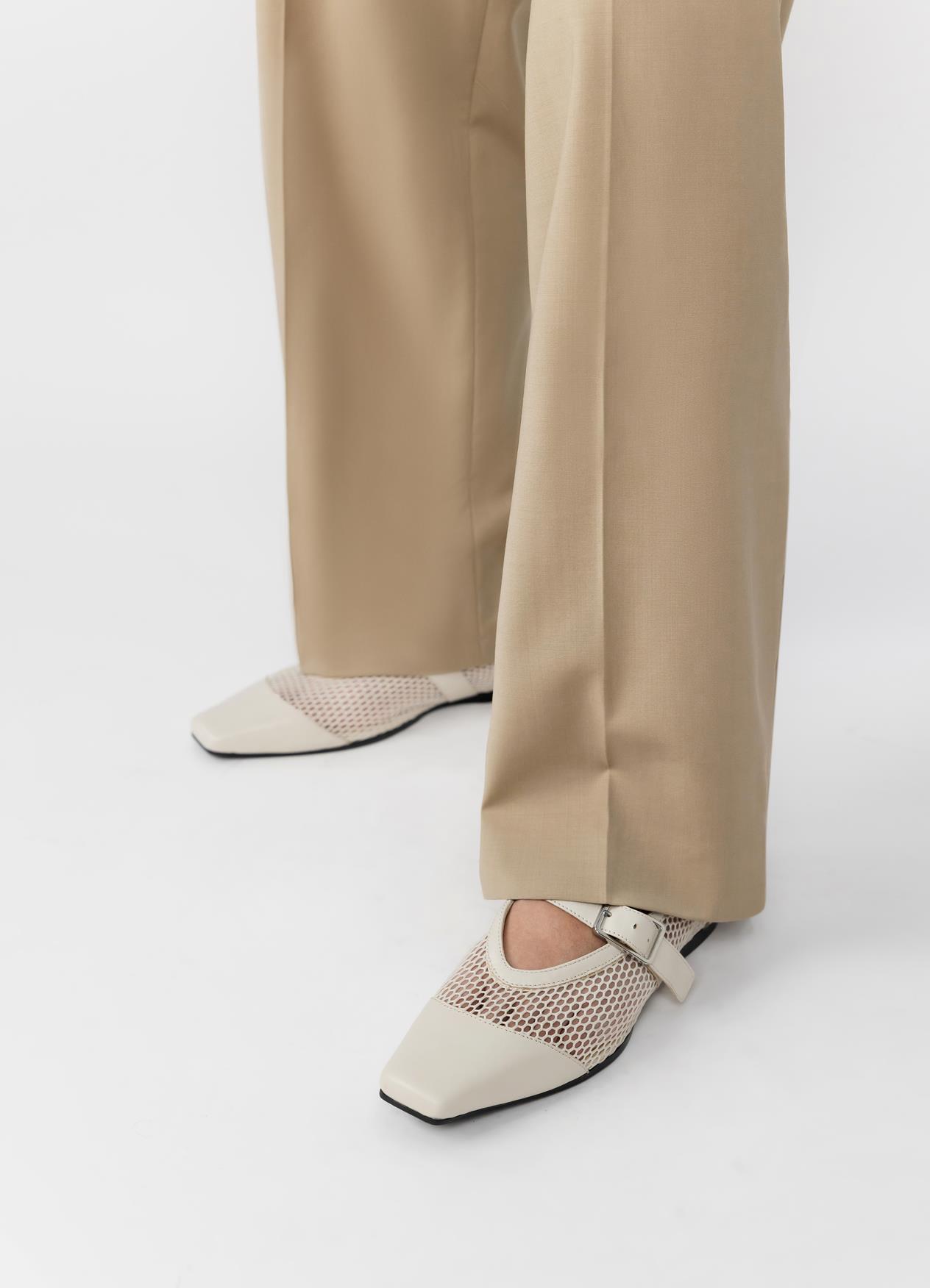 Wioletta | Ballet flats | Off-white | Woman | Vagabond