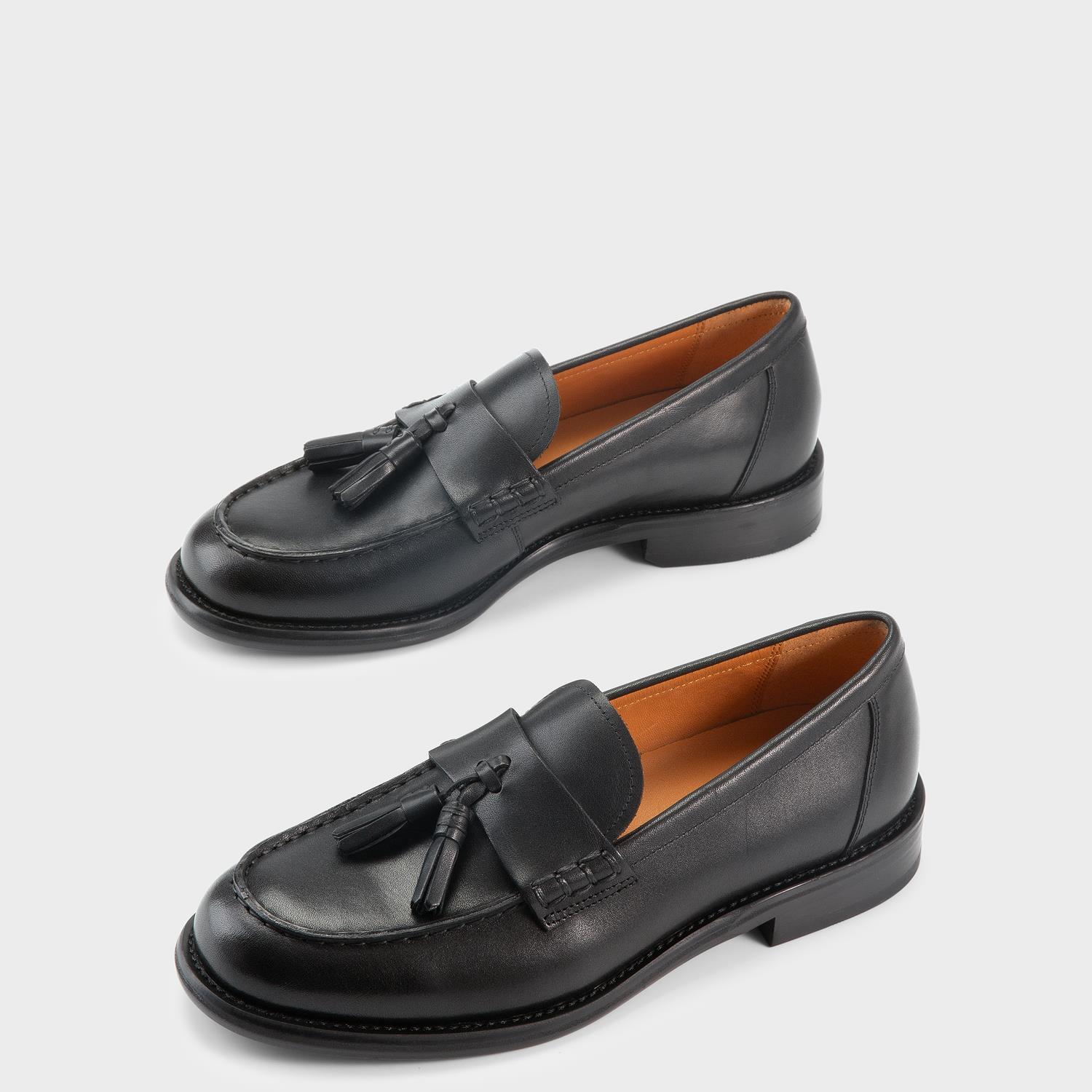 Vagabond Linn - Donna Nero, Pelle