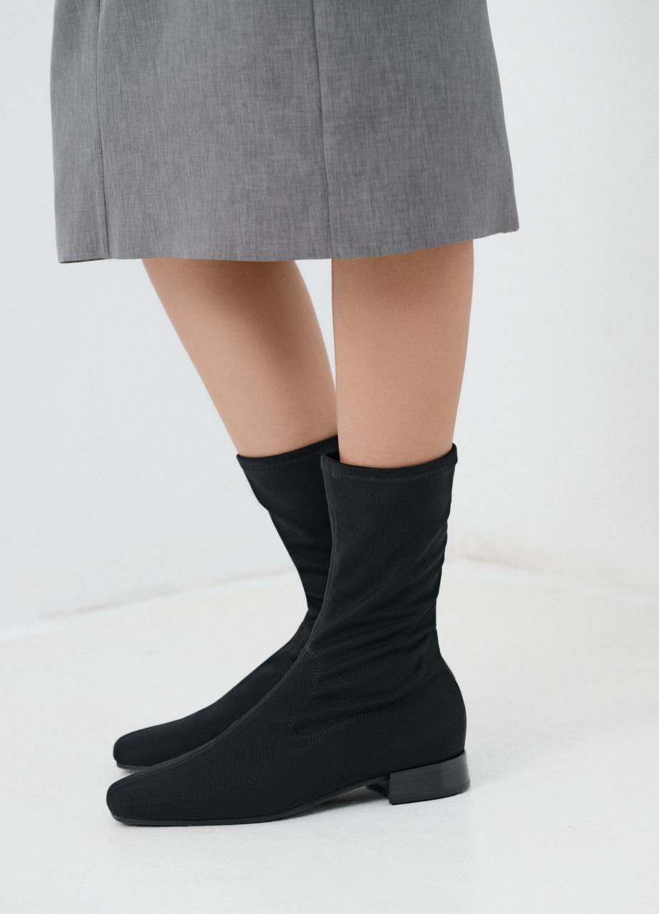 Mona boots