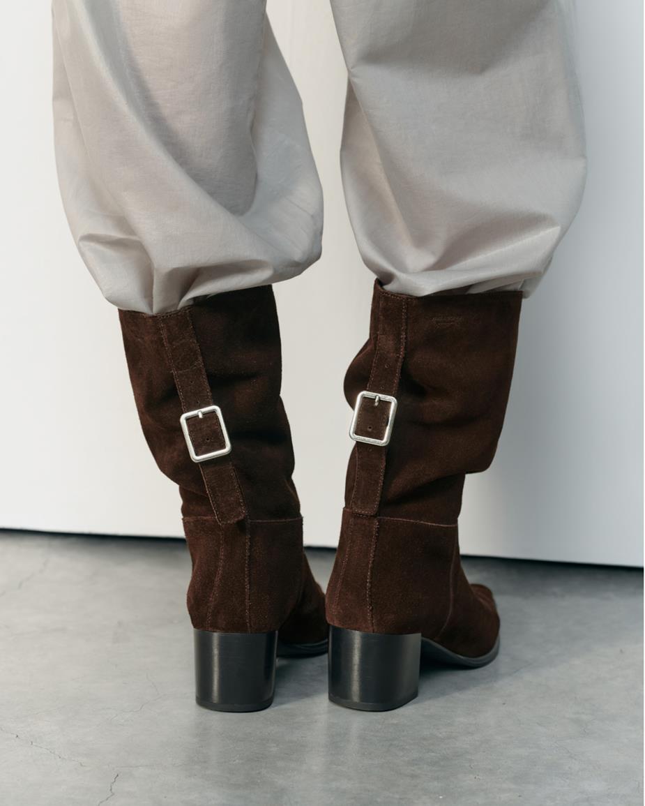 Giselle Boots