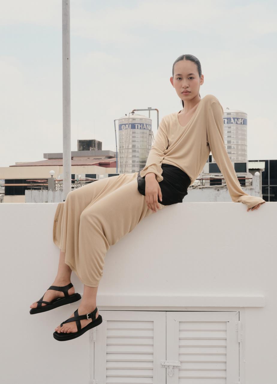 Connie sandals