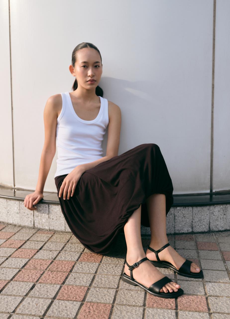 Izzy sandals Black leather