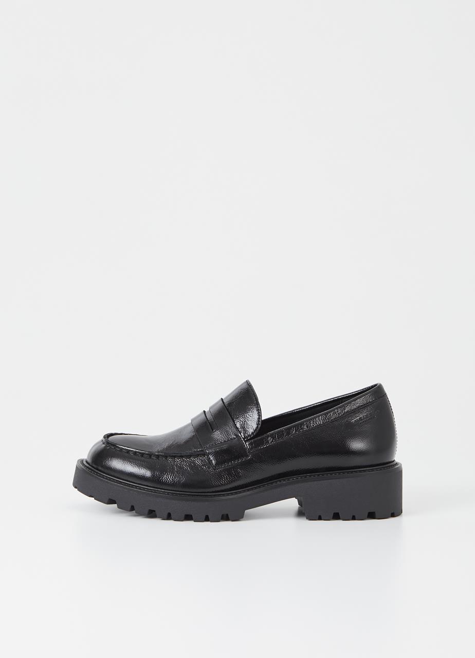 Kenova loafer Preto couro envernizado