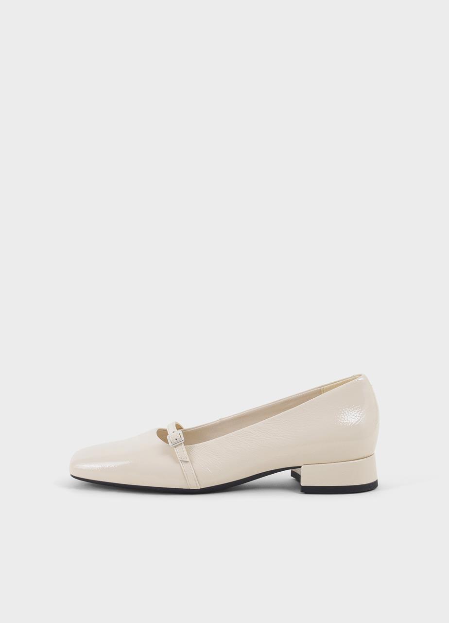 Debbi pumps Beige lakleer