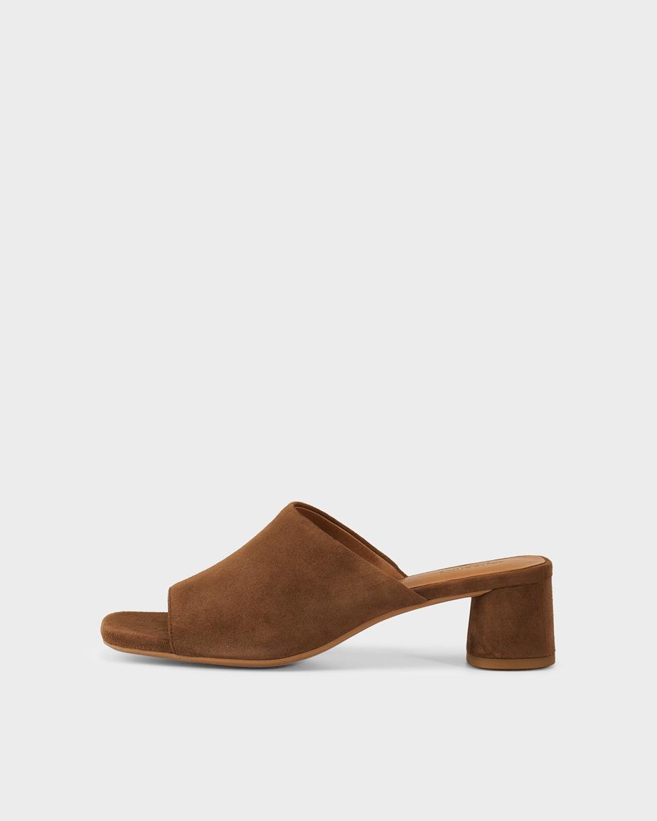 Piper mules Brun, Mocka