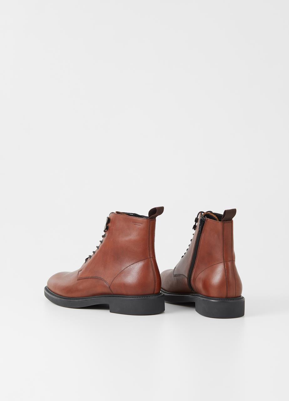 Alex m boots Brown leather