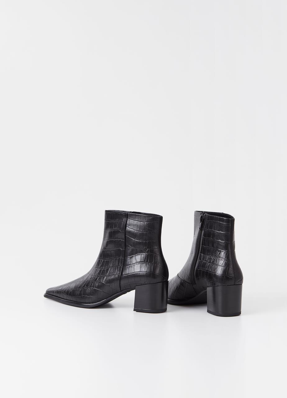 Giselle boots Black embossed leather