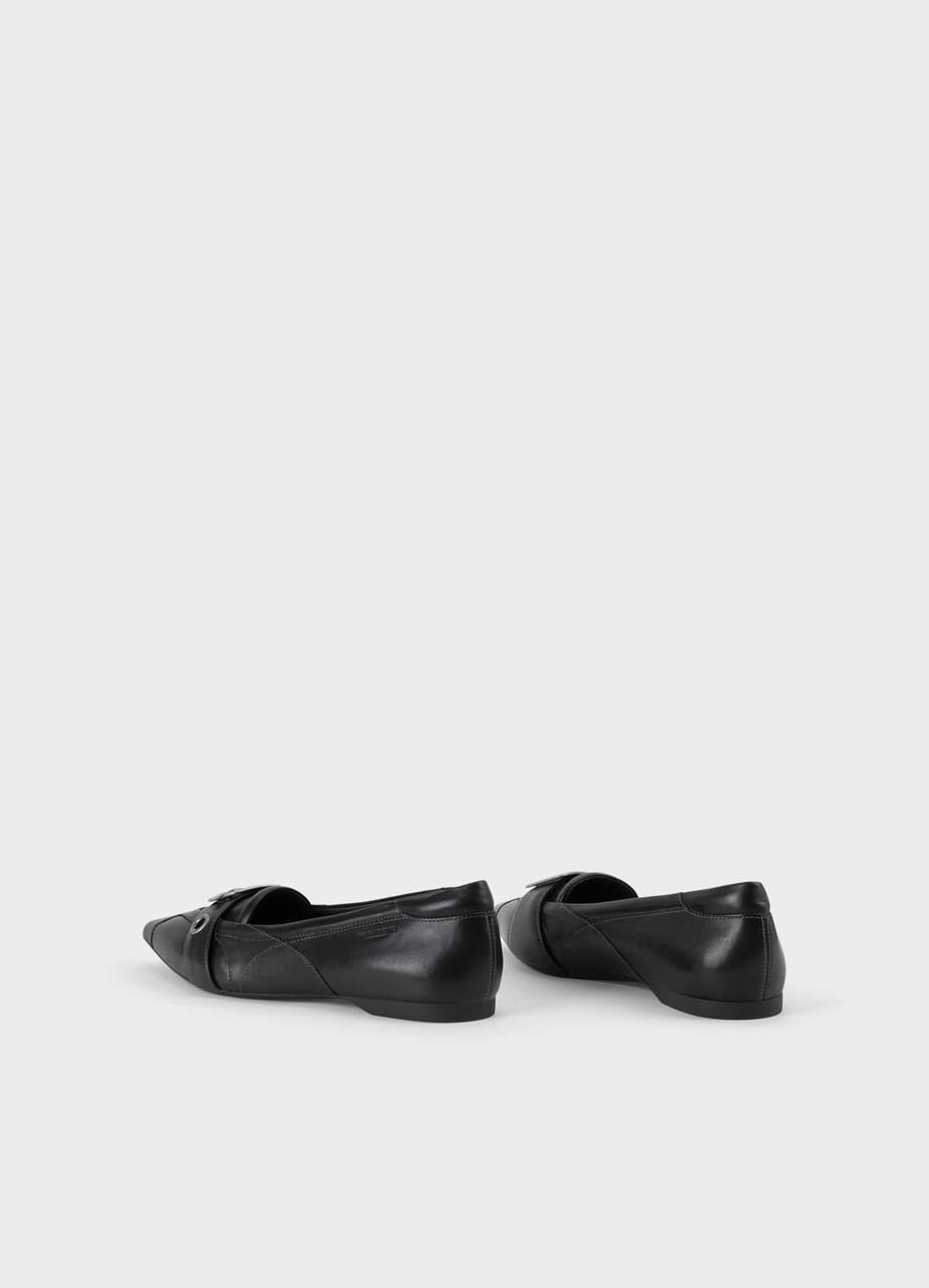 Hermine chaussures basses Noir cuir