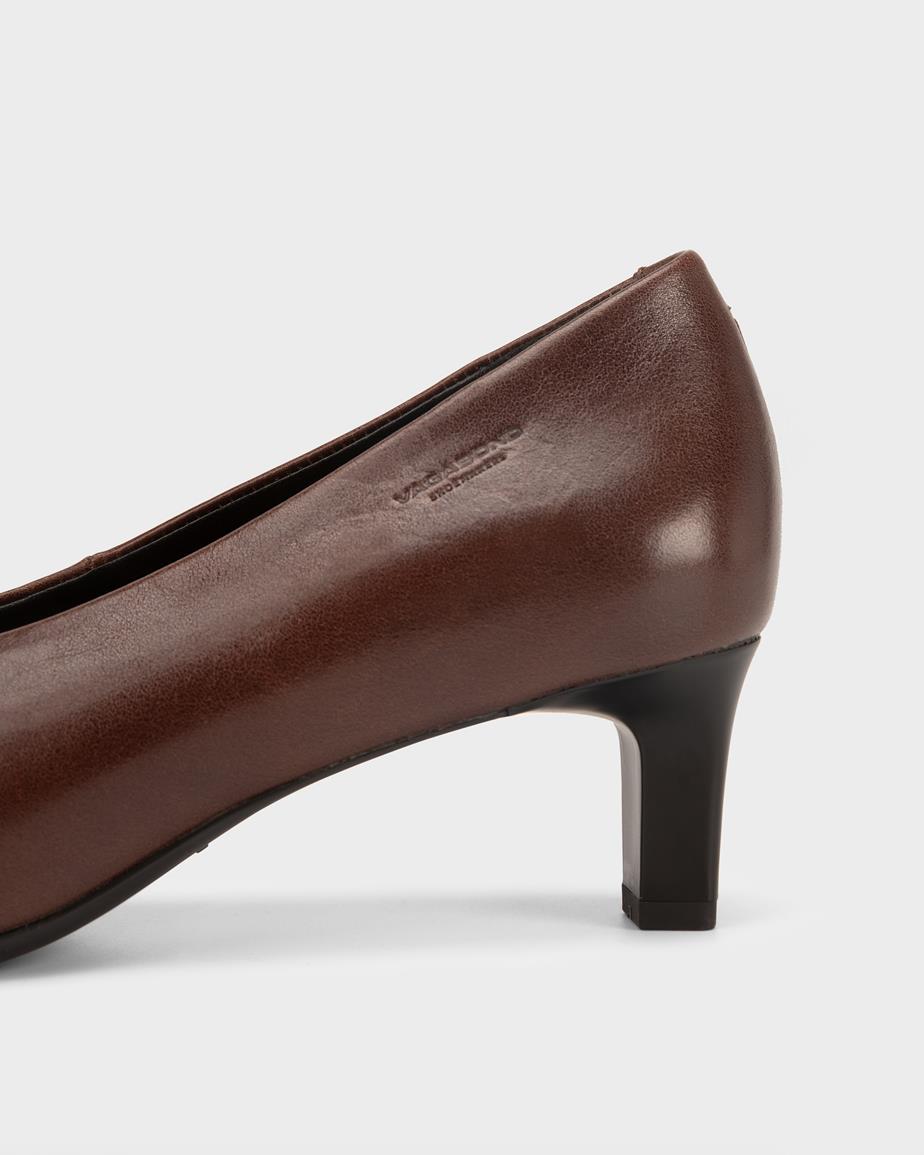 Alissa pumps Barna, Bőr
