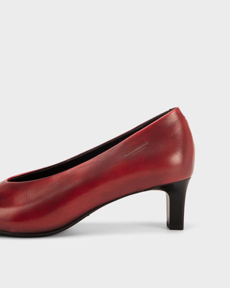 Alissa pumps Piros, Festett