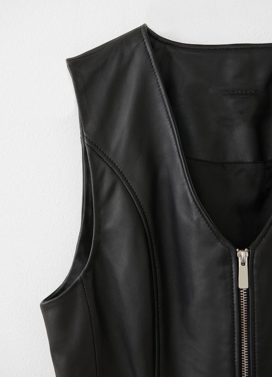 The vest Black leather