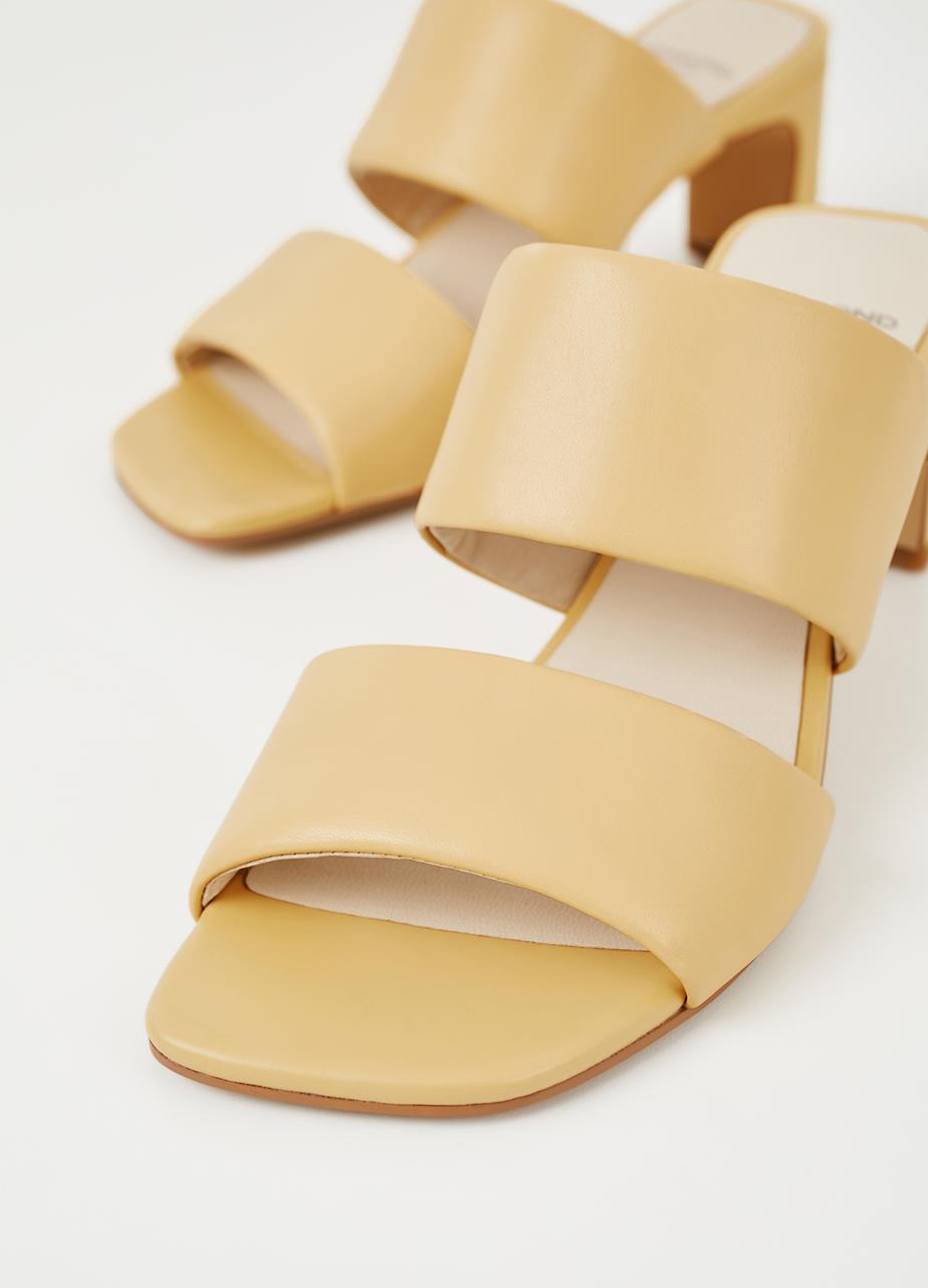Luisa sandaler Ljusgul läder
