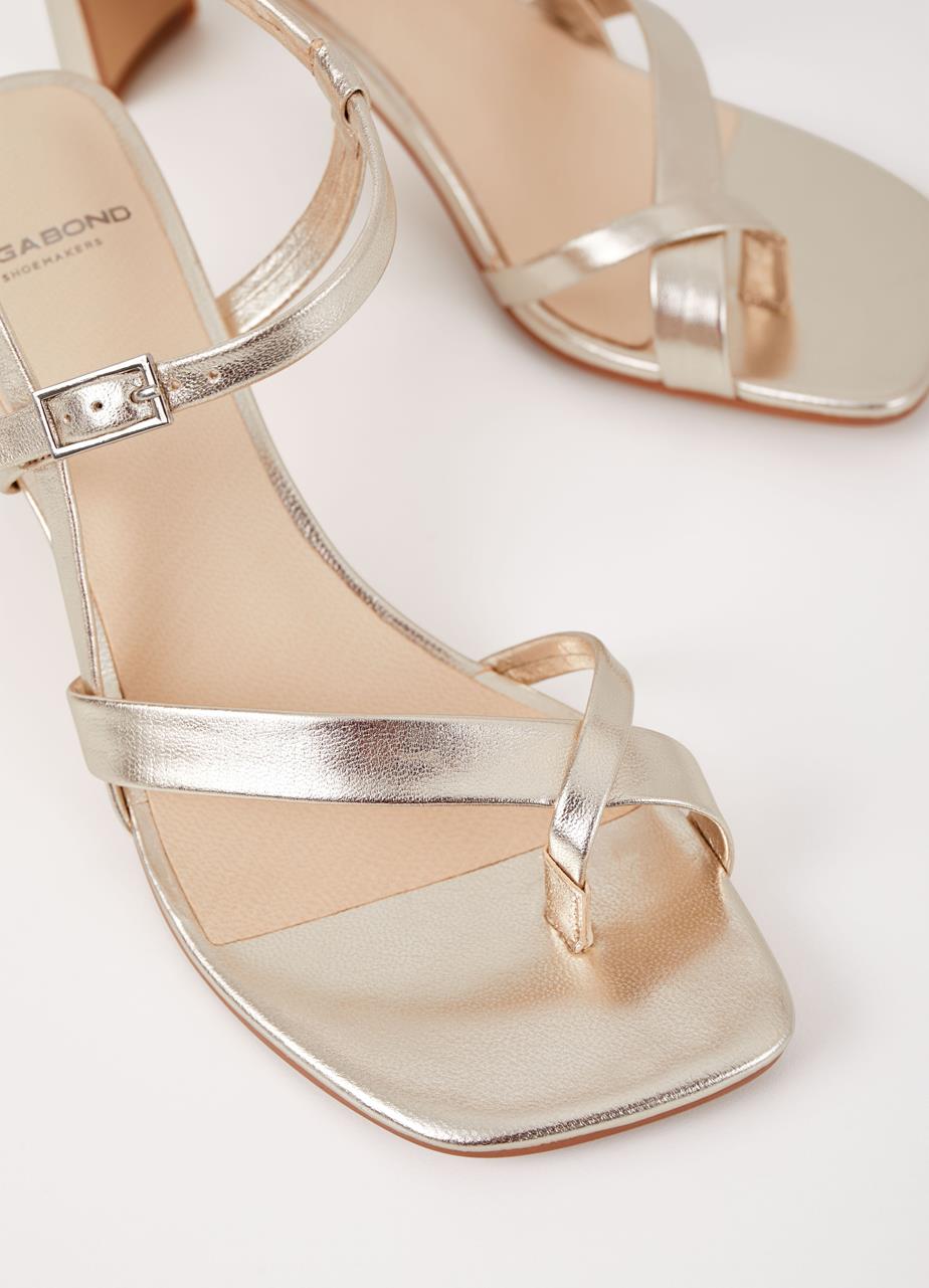 Luisa sandálias Dourado couro metalizado