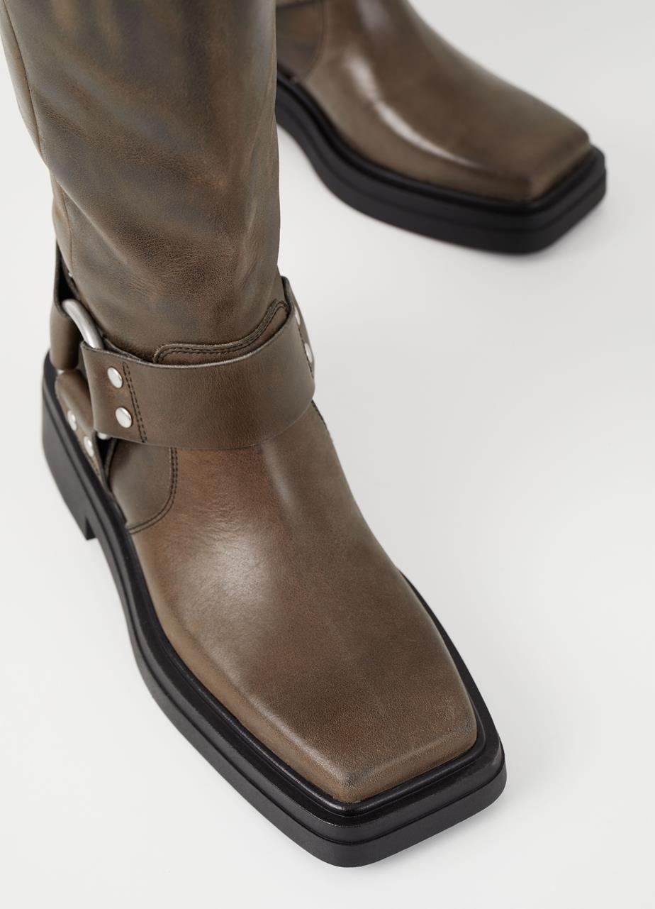 Eyra tall boots Brown oily nubuck