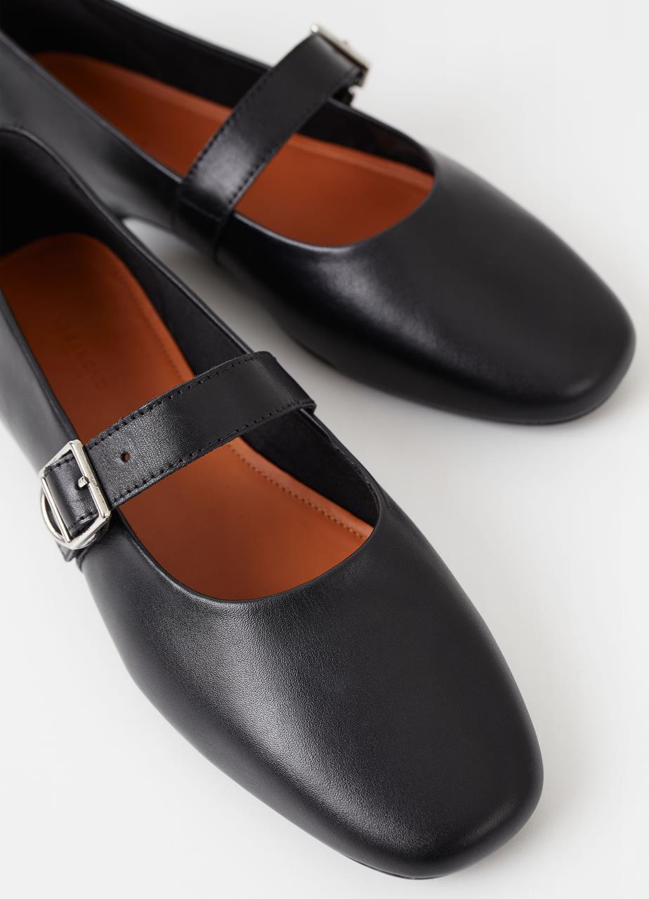Jolin shoes Black leather
