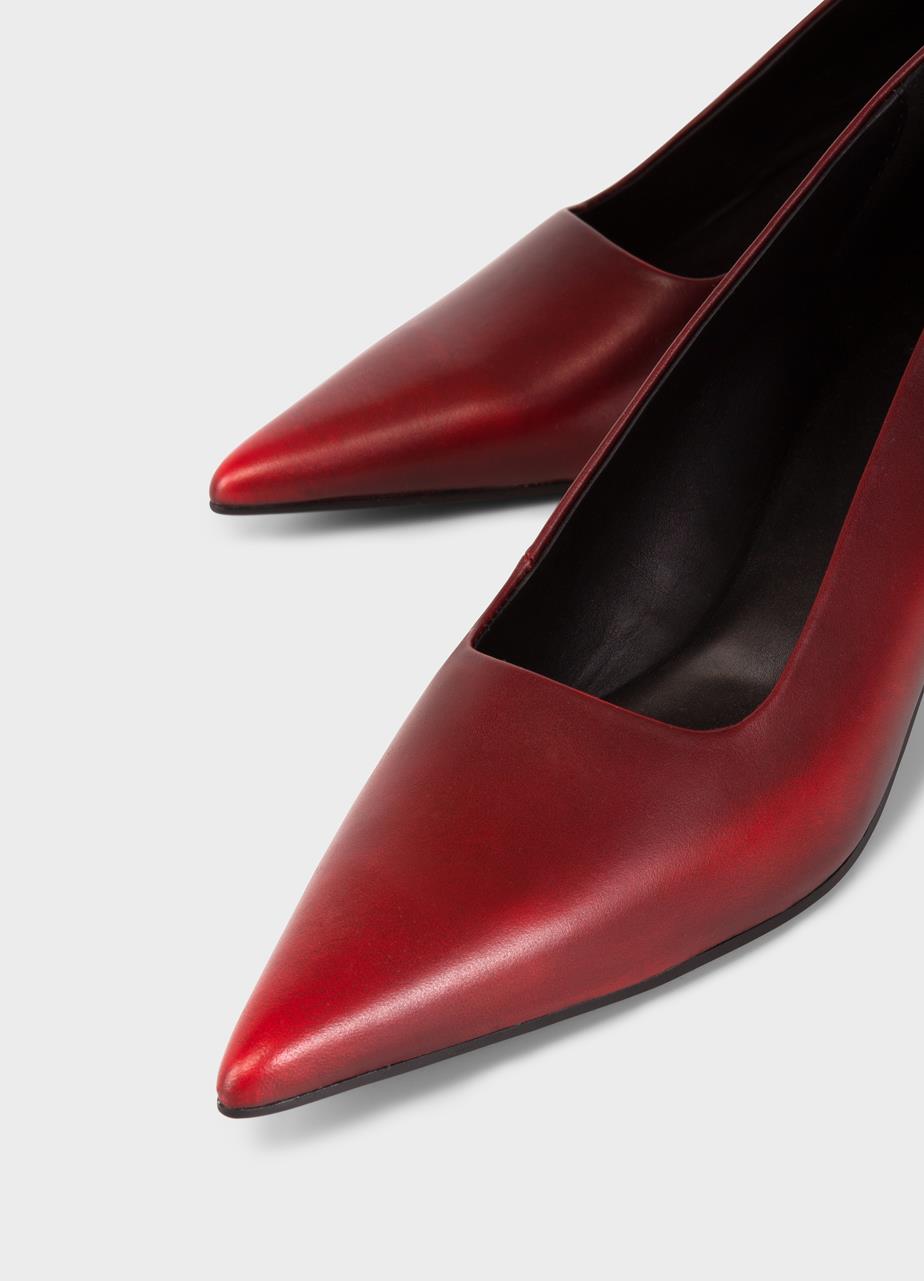 Lykke pumps Red brush-off leather