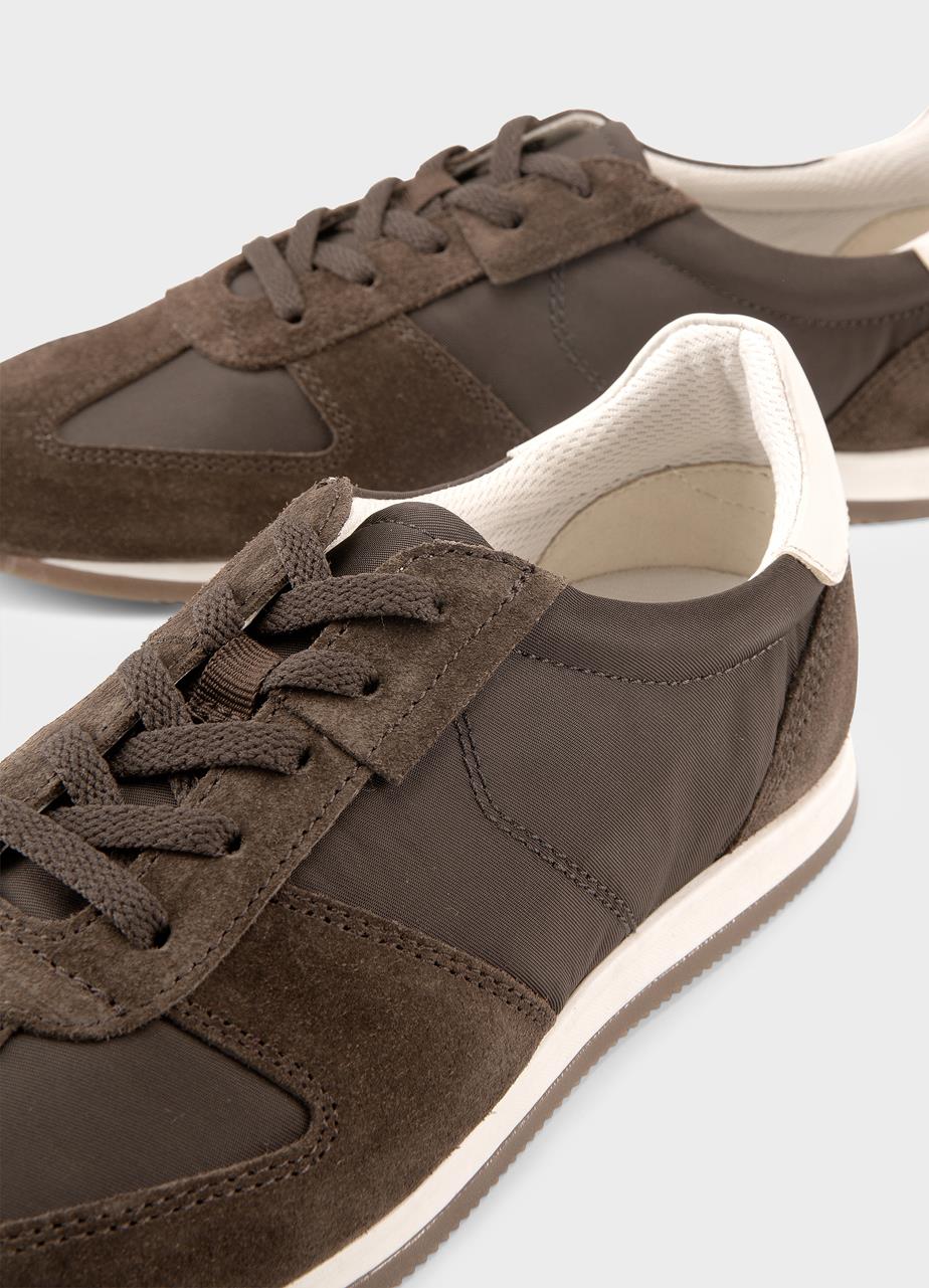 Yasmin tornacipők Sötétbarna bor/textil