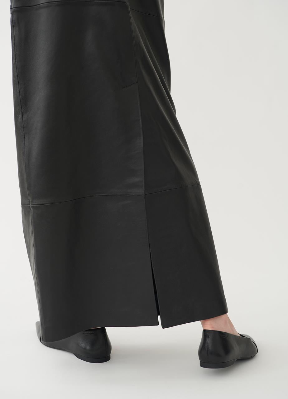 The maxi skirt Preto couro