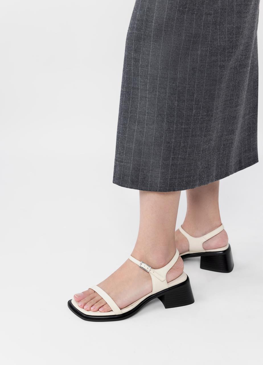 Ines sandaler Off-White läder
