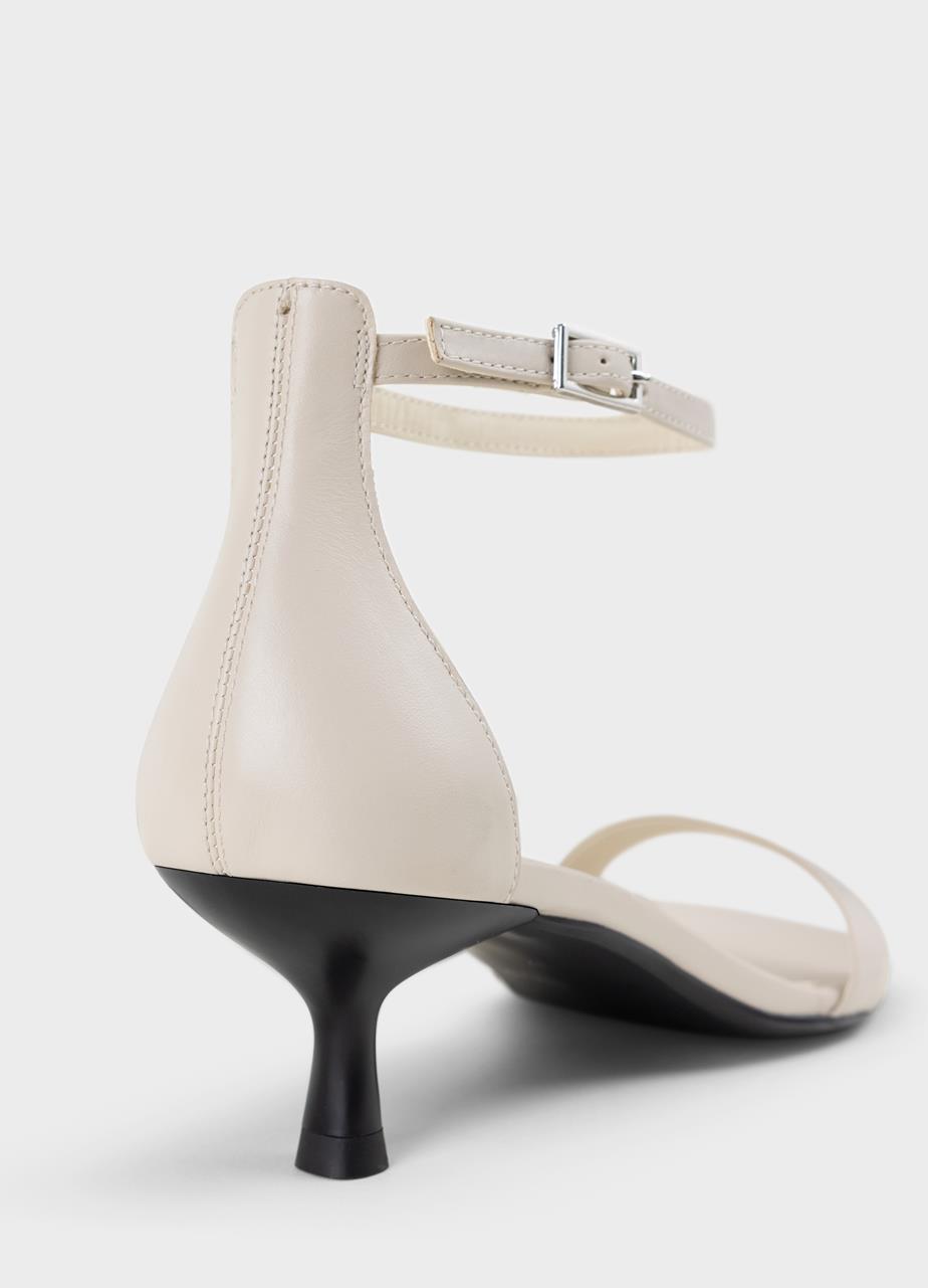 Jonna sandals Off White leather