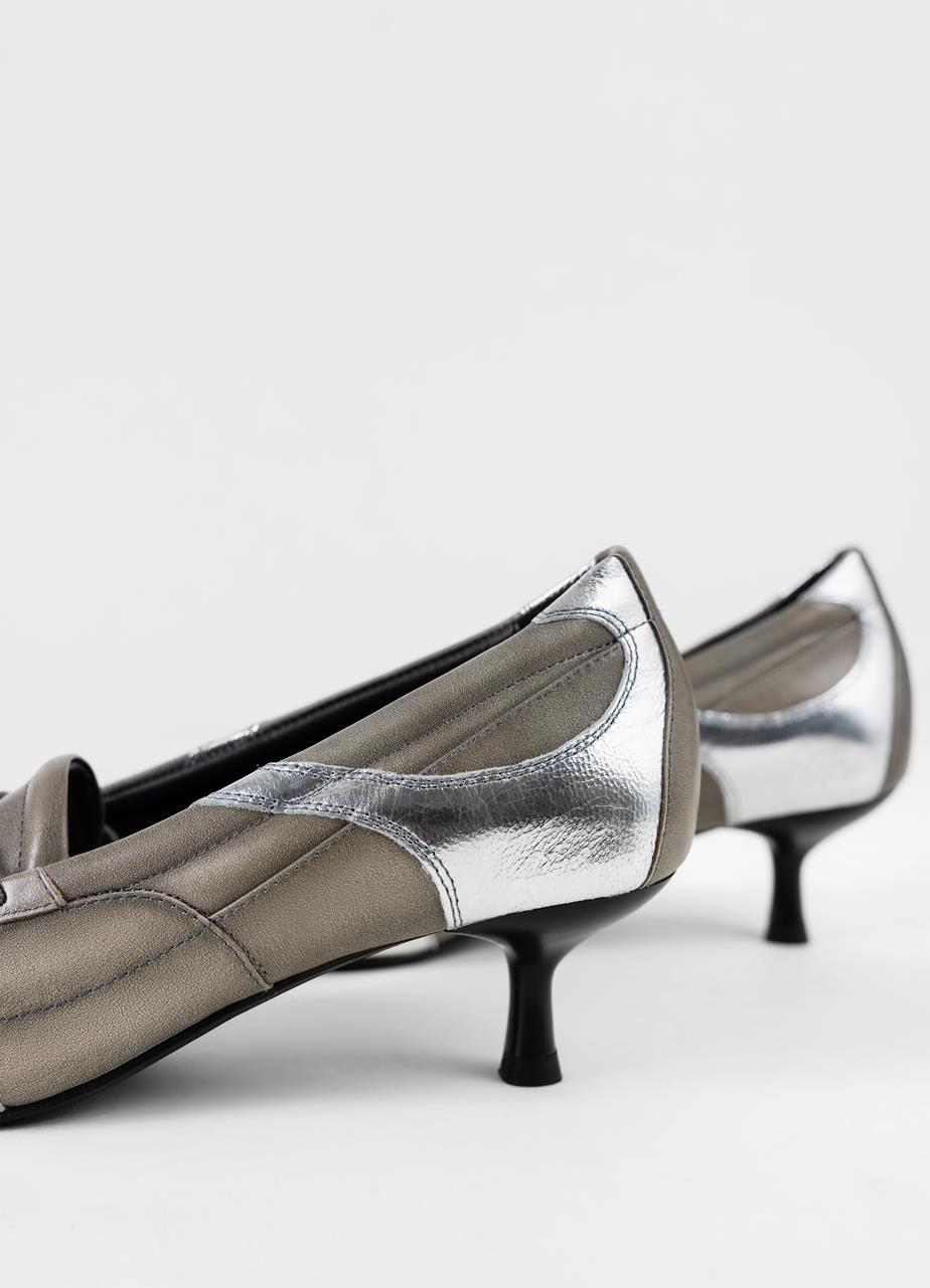 Lykke pumps Grey leather/comb