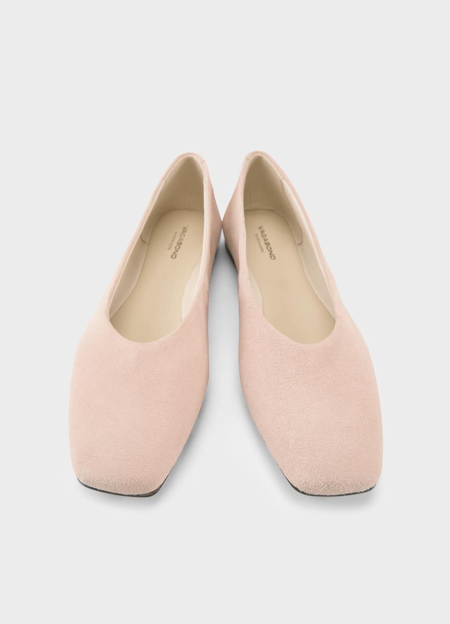 Delia balerini Roz Deschis, Piele Întoarsa