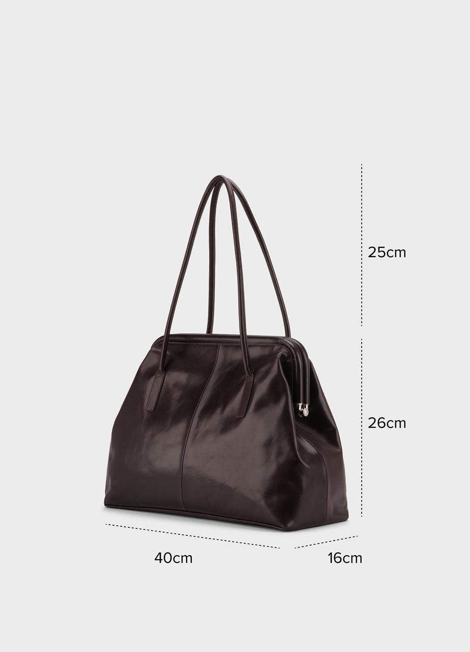 Louisiana kabelka Hnědá, Kůže