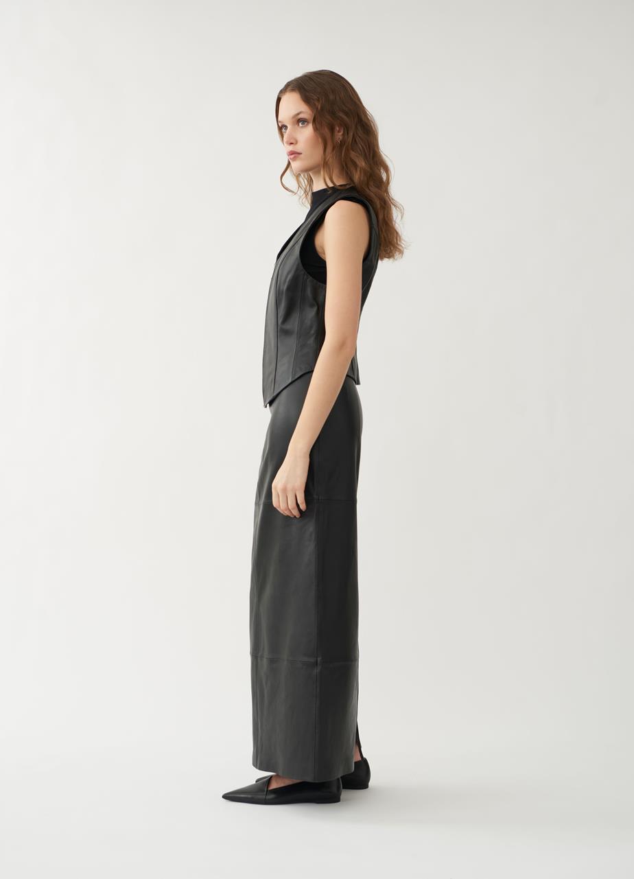 The maxi skirt Black leather