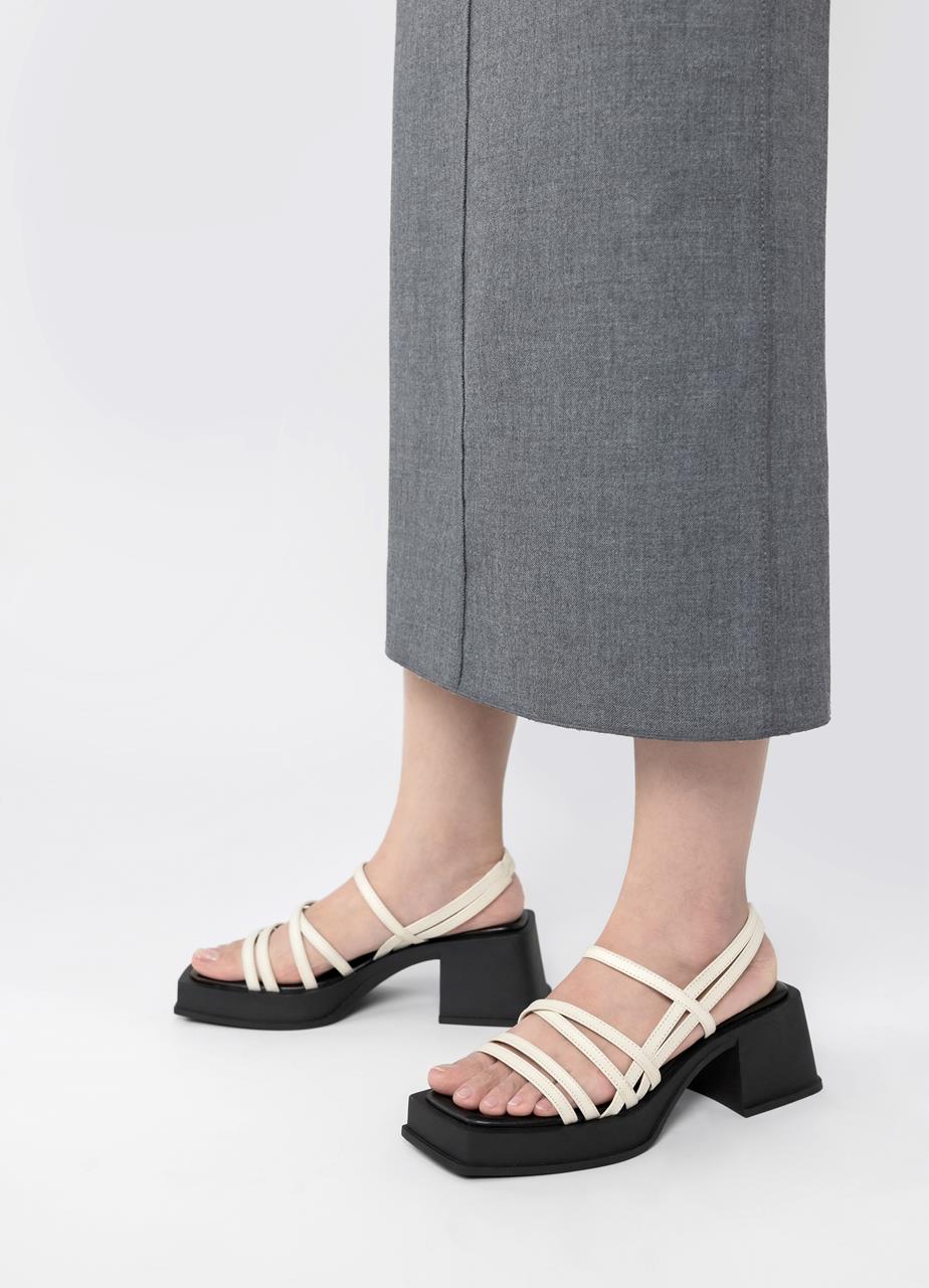 Hennie sandaler Off-White läder