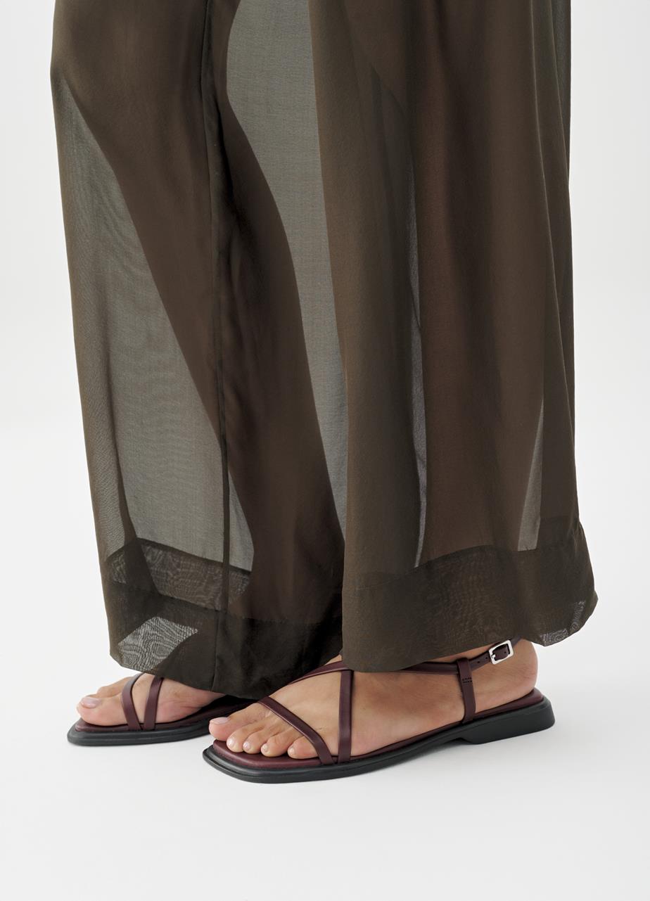 Izzy sandaler Mörkrött, Skinn