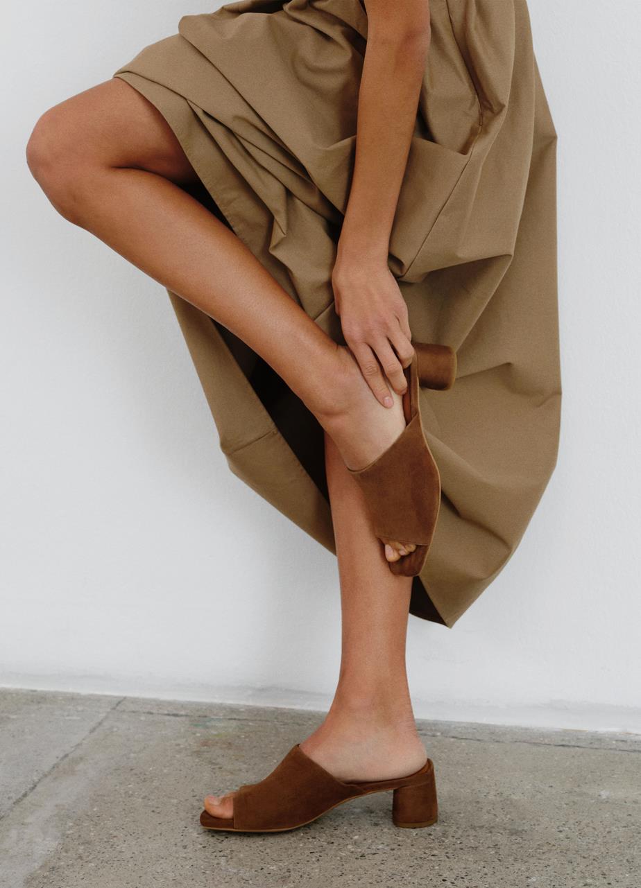 Piper mules Brazowy, Zamsz