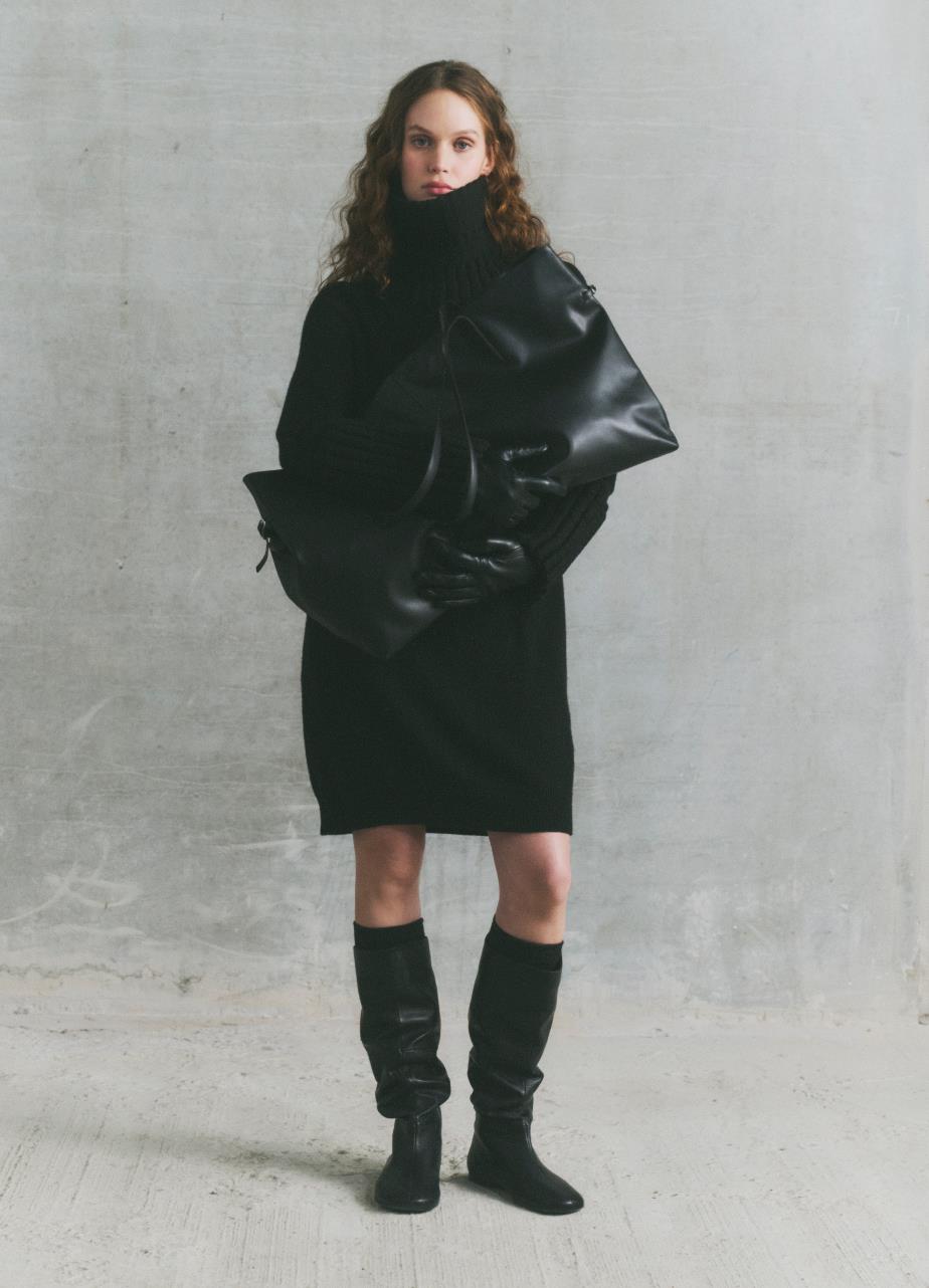 Aleya hosszú szárú csizma Fekete, Bőr