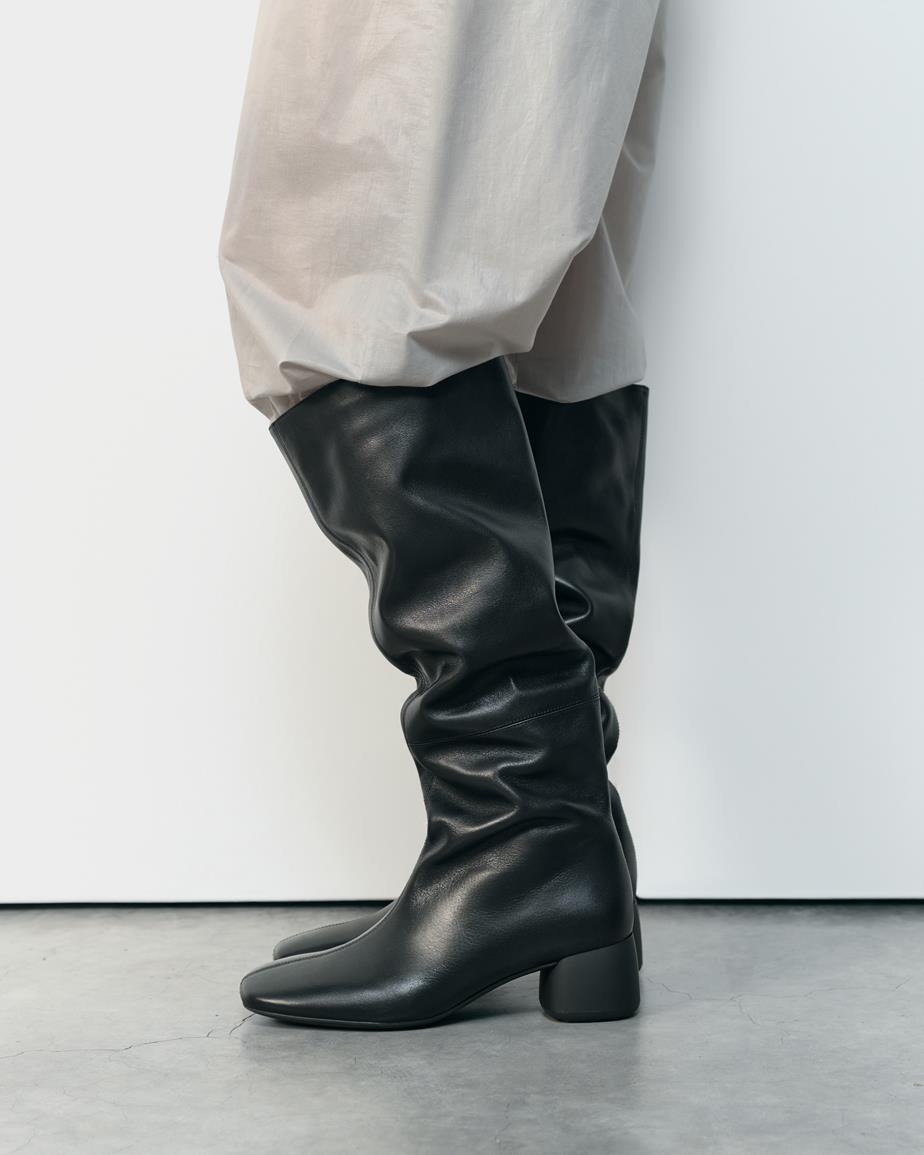Livia botas de cano alto Preto, Couro