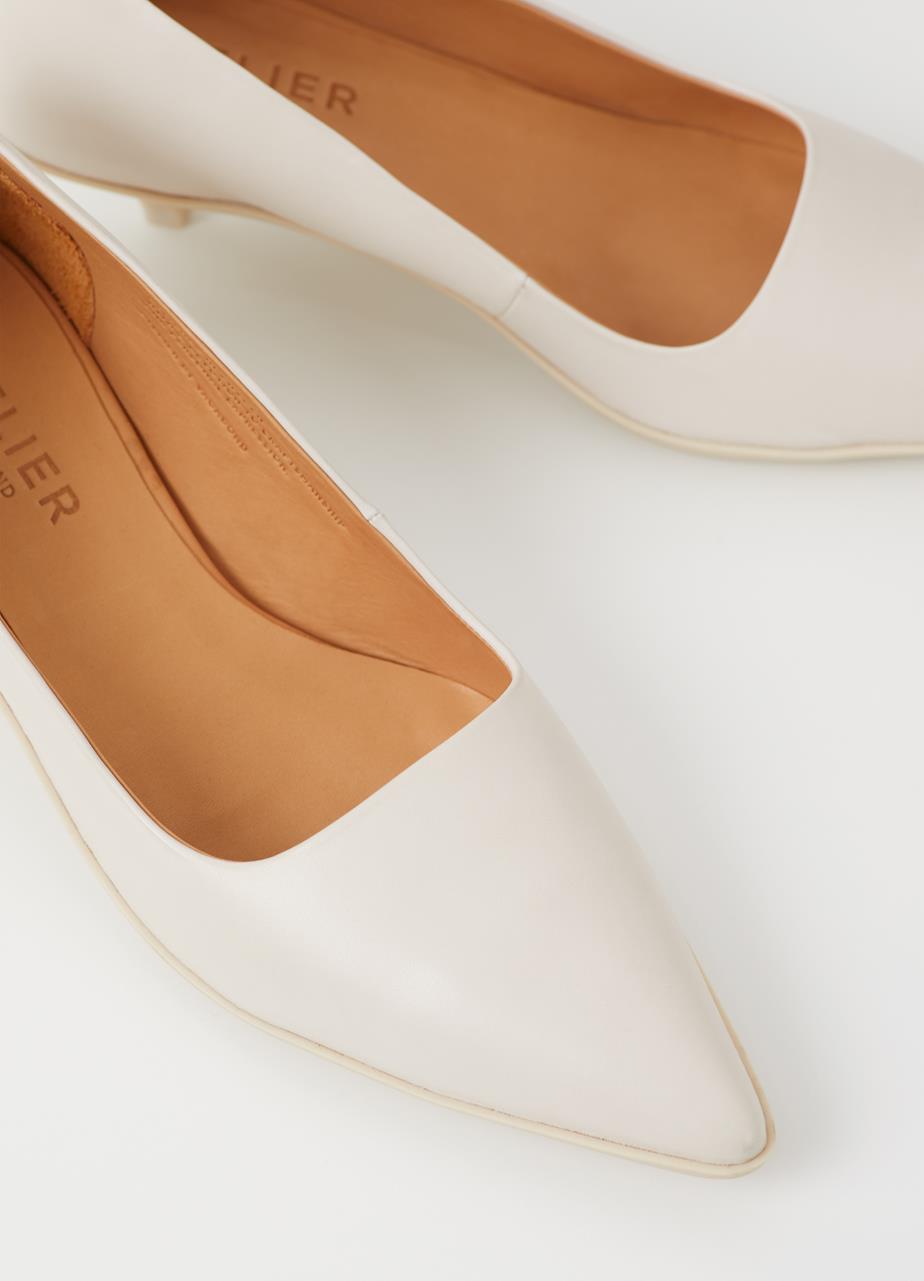 Lydia pumps Off White leather