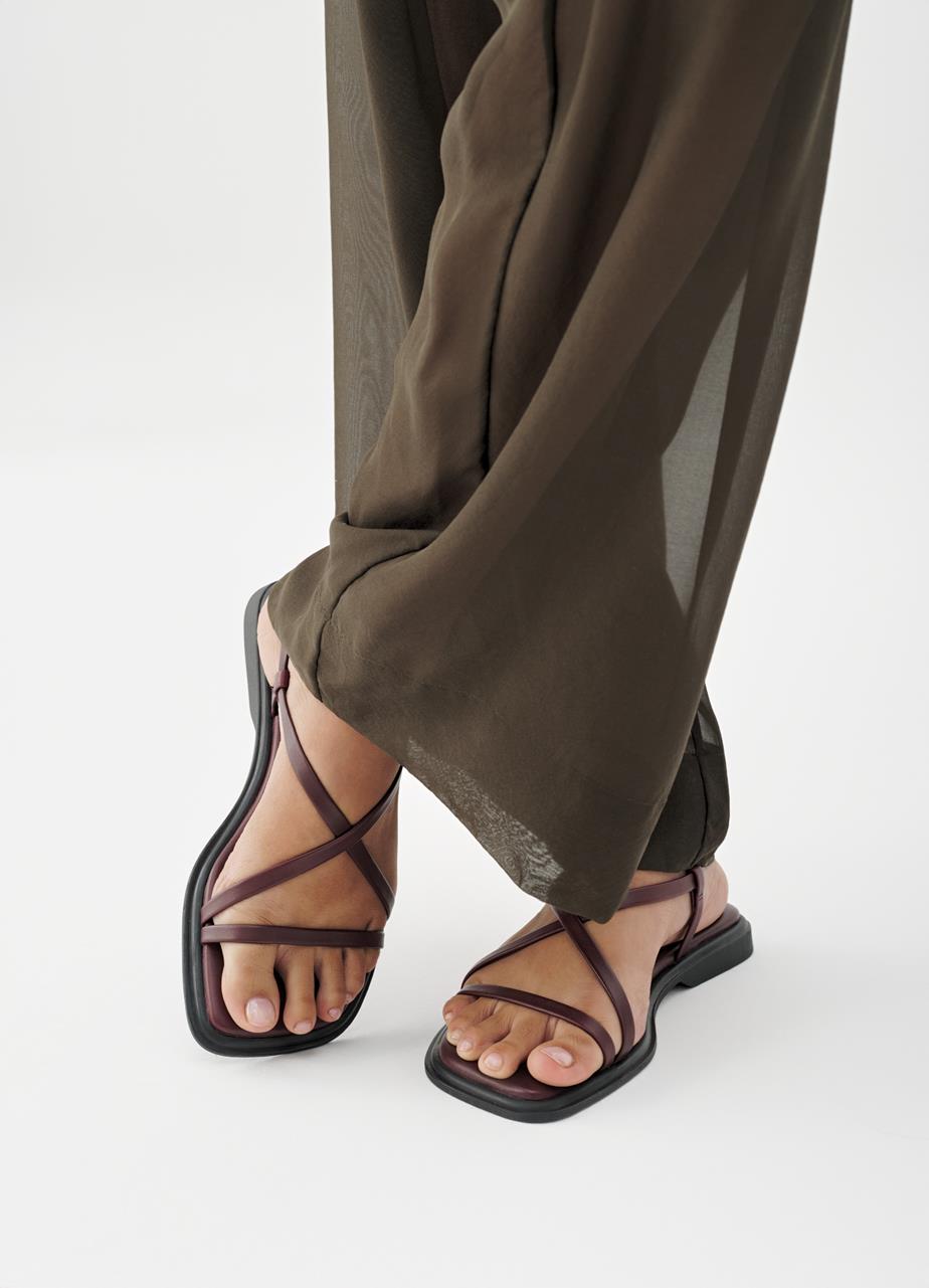 Izzy sandaler Mörkrött, Skinn