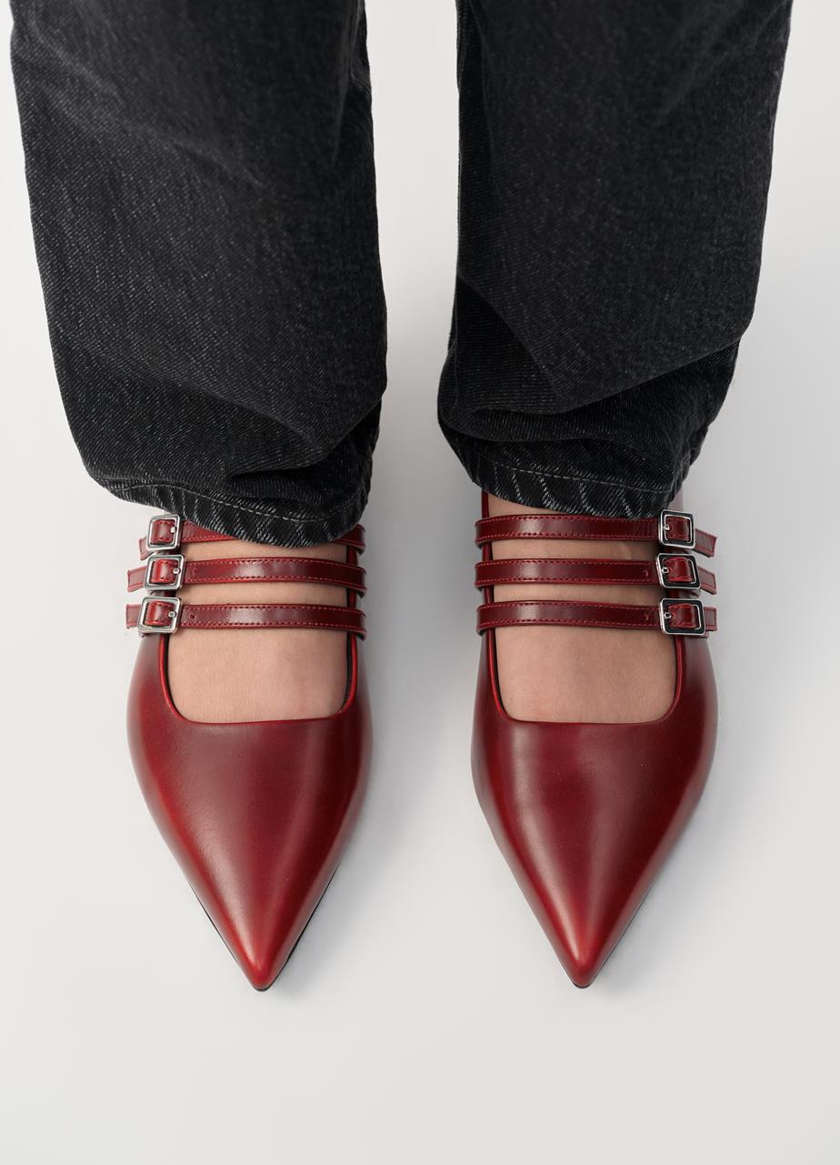 Hermine shoes Red brush-off leather