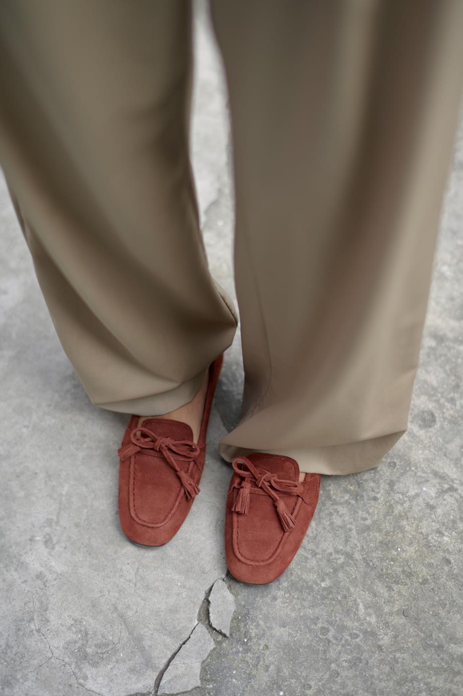 Hillary shoes Dark Red, Suede