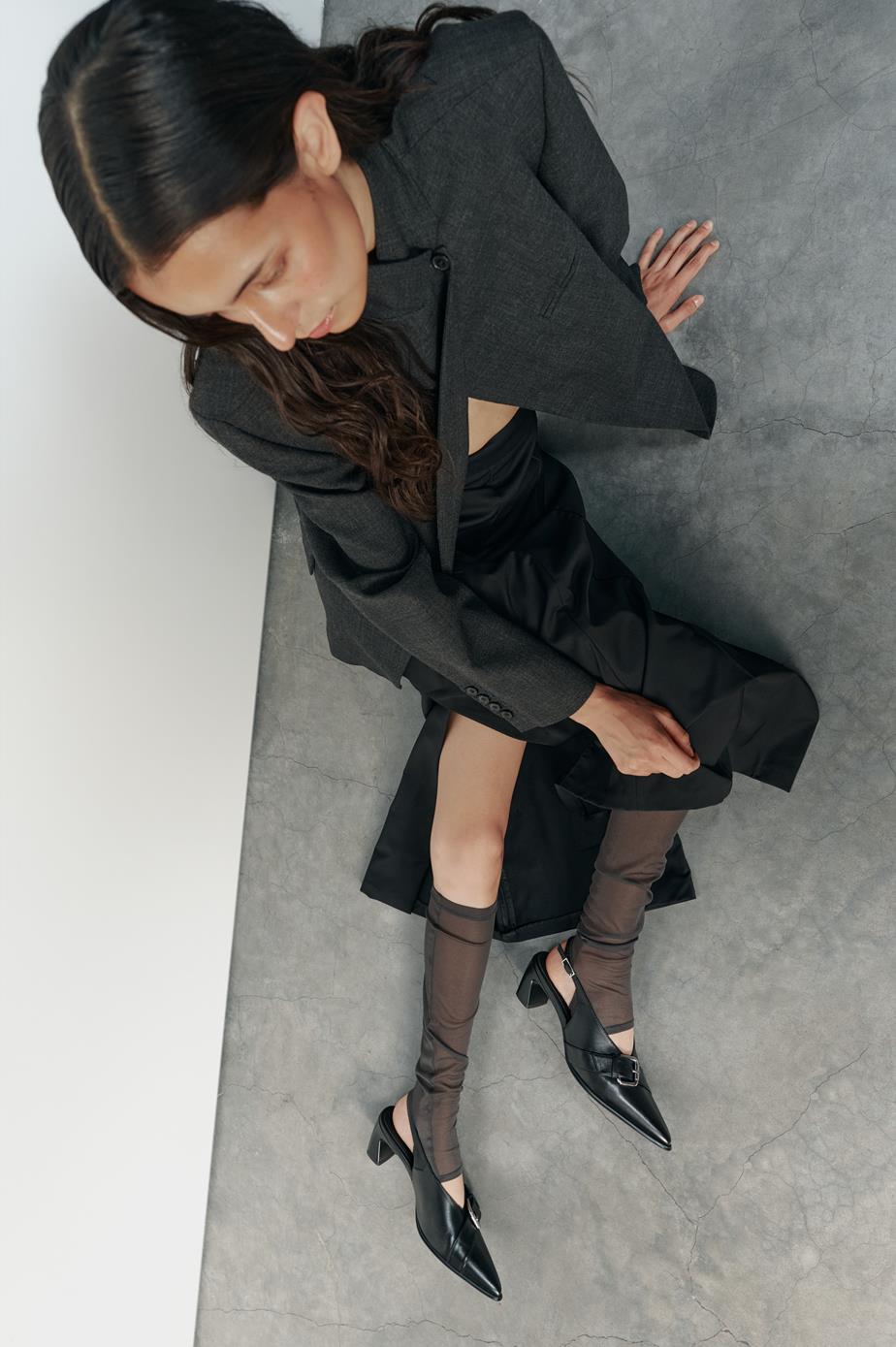 Ilona decolletè Nero, Pelle