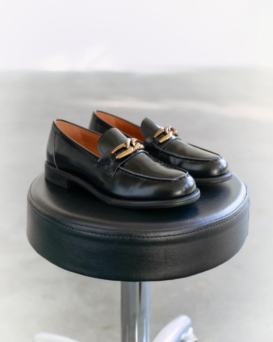 Linn loafers Black, Polished Leather