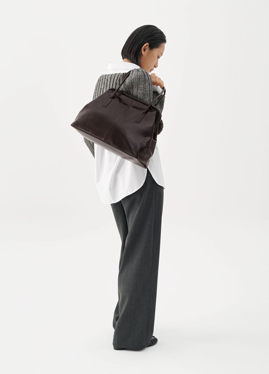 Louisiana kabelka Hnědá, Kůže