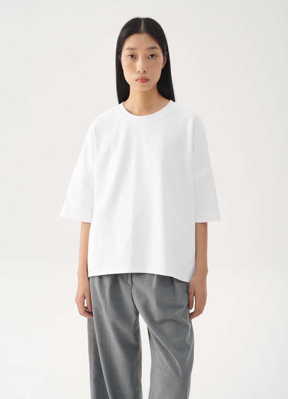 Boxy t-shirt w White textile